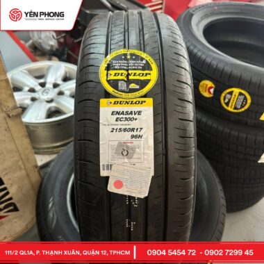 Lốp 215/60R17 Dunlop Enasave EC300+ – Giải Pháp Tiết Kiệm Nhiên Liệu Cho Xe Gia Đình