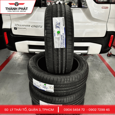 Lốp 205/55R17 cho xe sedan tại TP.HCM nên chọn loại nào?