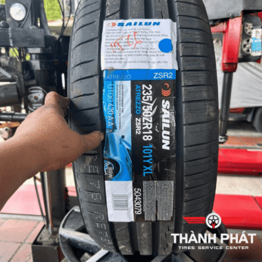 Lexus LS400, LS460, LS600 cần thay lốp 235/50R18? Sailun chính hãng đang có giá rất tốt tại Thành Phát